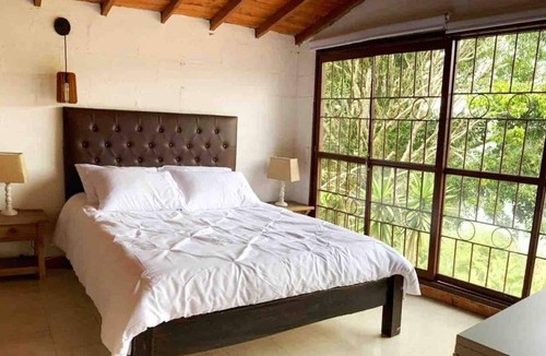 El Penol House | Country house with access to the Guatape reservoir.
