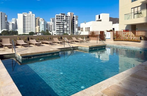 El Rodadero Apartment | Cozy 1-bedroom apartment in welcoming Gaira with AC and gym