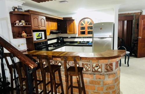 Itagui Apartment | Cozy apartment in Itagüí | Wi-Fi | 2 bathrooms | Near Medellín