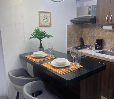 Cali Apartment | Cozy y Stylish Private Studio 201