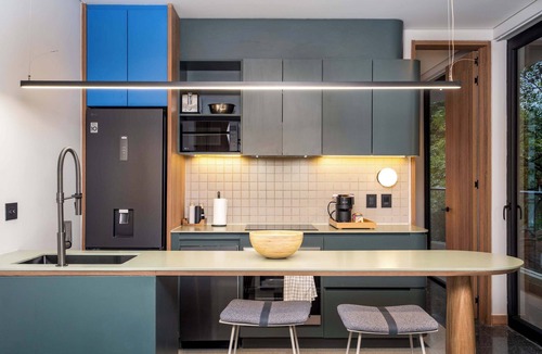 Cali Apartment | Deluxe Nomad Pad In Granada | Walk Anywhere | 302