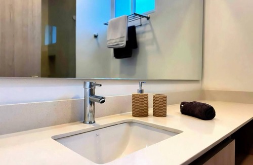 Santa Marta Apartment | Deluxe Suite with Jacuzzi - Pozos Colorados