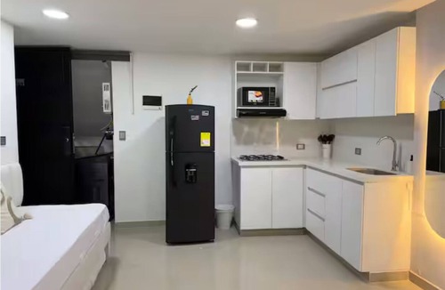 Guayabal Apartment | Deluxe Suite with Terrace + Coworking + Location
