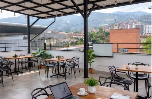 Guayabal Apartment | Deluxe Suite with Terrace + Coworking + Location