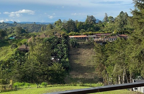 Guatape House | Descubra la Magia de Guatapé, Antioquia, con Nuestro Exclusivo Alojamiento