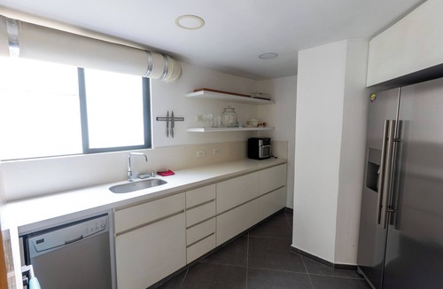 Laureles - Estadio Apartment | Duplex en el Primer Parque de laureles