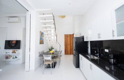 Marbella Apartment | Duplex with terrace in the walled city