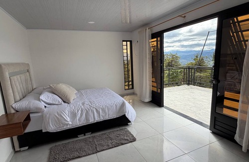 Sutamarchan House | EL ENCANTO VACATION HOME, MODERN HOUSE WITH A FIREPIT AND EXCEPTIONAL VIEWS