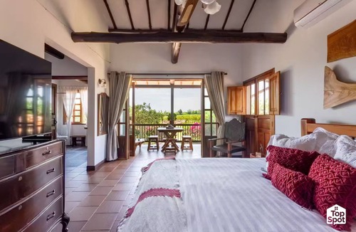 La Tebaida House | El Paraná: TopSpot® con la Mejor Vista del Quindío