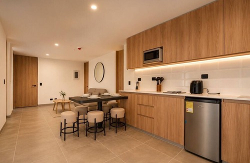 San Diego Apartment | El Poblado Stilysh 3BR/3AC apt –Jacuzzi+Cowork