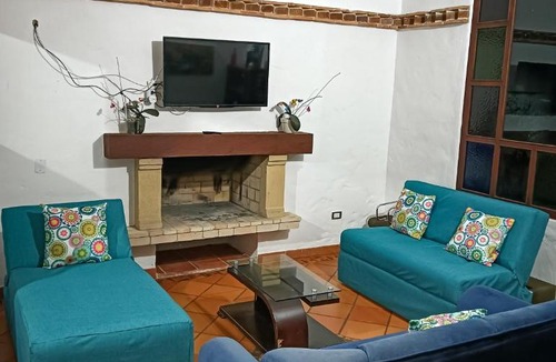 Gachantiva House | El refugio del bosque sofileño