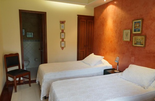 Cerritos House | Estancia El Caney