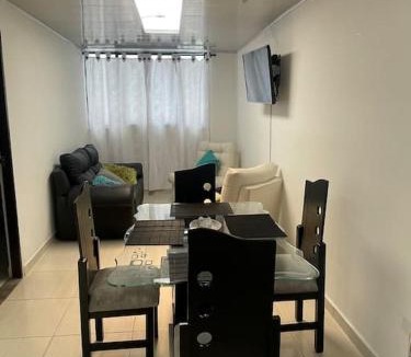 Armenia Apartment | Estancia Familiar Confortable