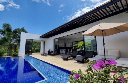 Nimaima House | Exclusiva casa-quinta para la familia en Villeta