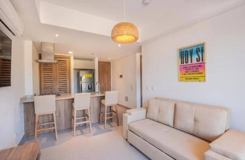 Comuna 3 Apartment | Exclusive in Rodadero! - 2-Bedroom Suite Just Meters from the Sea