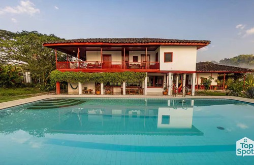 La Tebaida House | Fabuloso TopSpot en el Corazón de la Zona Cafetera
