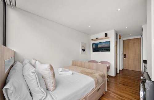 Chico Norte III Apartment | FH - Artsy studio in Chico - Bogota