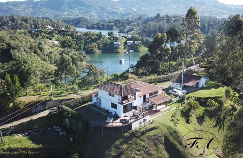 Guatape House | Finca Alejandria