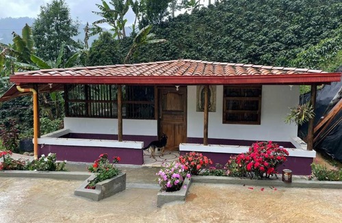 Jardin House | Finca de Café La Guadalupe, Casa de Campo Jardín