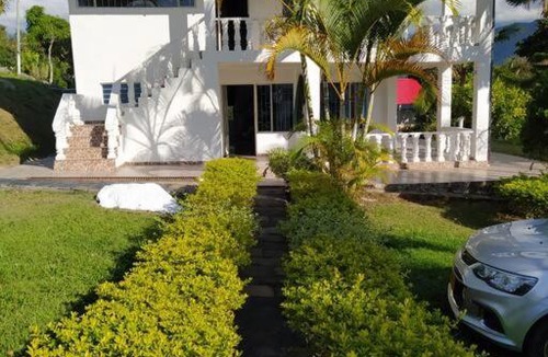 Fusagasuga House | FINCA EN CHINAUTA VIA ARBELAEZ PISCINA-ECOTURISMO