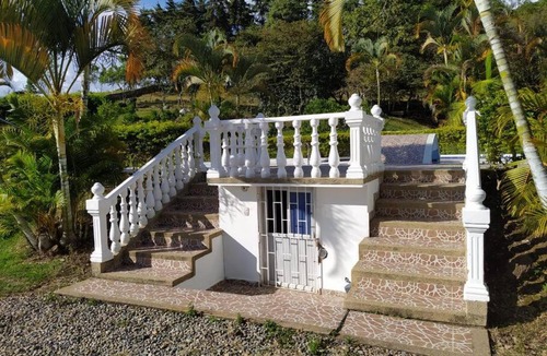 Fusagasuga House | FINCA EN CHINAUTA VIA ARBELAEZ PISCINA-ECOTURISMO