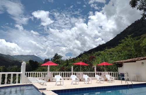 Barbosa Hotel | FINCA HOTEL EL RECREO
