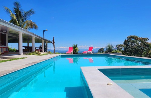 Pereira House | Finca Hotel Nuevo Monarca – Nature, Relaxation, and Experiences in Pereira