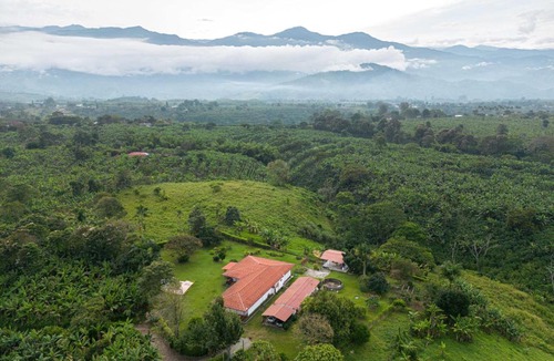 Armenia House | Finca Lindaraja