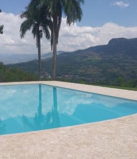 La Pintada Ski Chalet | Finca Villa Maria