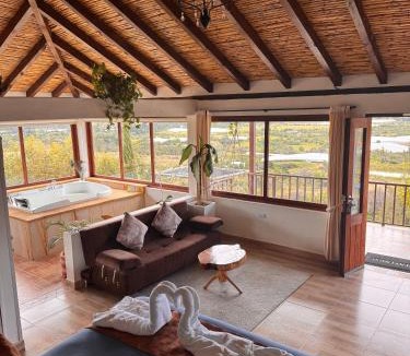 Villa de Leyva Ski Chalet | Glamping El Sol Mirador Jarana Villa de Leyva