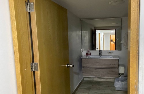 Zona Rosa Apartment | Global Executive Suites 202