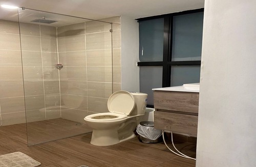 Zona Rosa Apartment | Global Executive Suites 204
