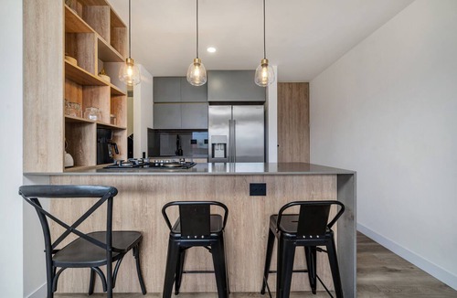 La Aguacatala Apartment | Go Living Suites - 408