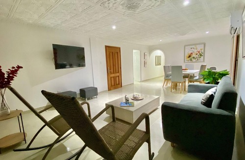 Bocagrande Apartment | Gorgeous Home Perfect Location Close to the Ocean