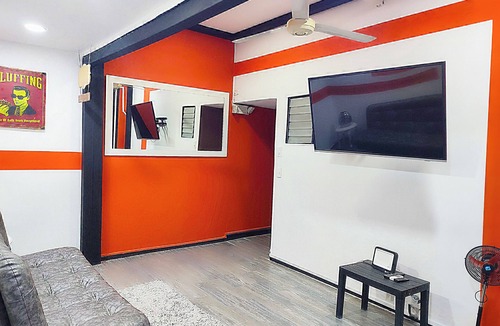 Zona Rosa Apartment | Grand Deluxe Room W/Bathroom and balcony @Poblado #6 301 (1guest)