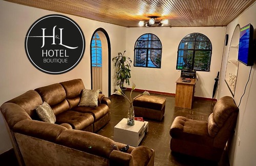 Modelia Hotel | H&L BOUTIQUE