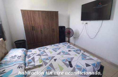 Valledupar House | HABITACION EN APARTAMENTO COMPARTIDO - VENTILADOR