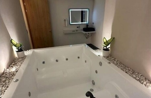 La Florida Hotel | Habitacion Suite Deluxe En El Poblado