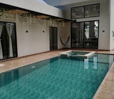 Melgar House | Hermosa casa vacacional en Condominio campestre con baño turco