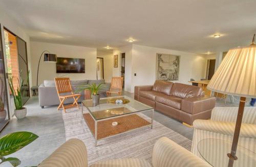 Las Lomas I Apartment | Hidden Gem of Poblado! Location & Tranquillity Top