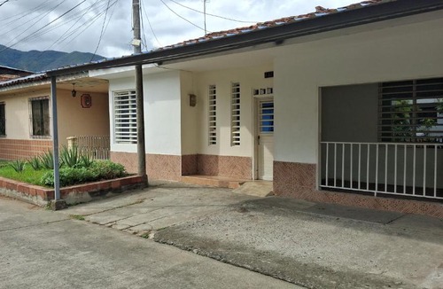 Roldanillo House | Hospedaje Casa amoblada compartida
