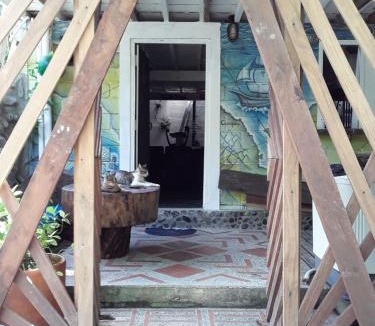 Capurgana House | Hospedaje Pirata Express