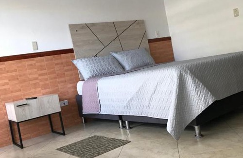 Zona Rosa House | Hostel Heroes