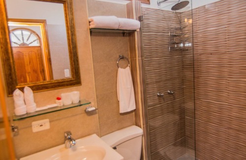 Cartagena Walled City Hotel | Hotel 3 Banderas