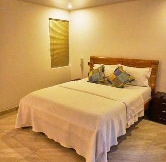 El Rosal Hotel | HOTEL 80 REAL