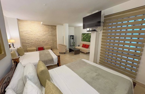 Cartagena Walled City Hotel | Hotel AT THE PARK