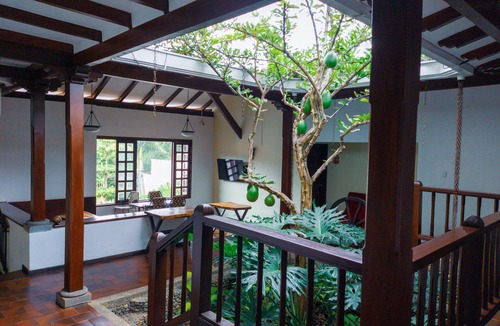 Ciudad Jardin Hotel | Hotel Boutique La Casa de Piedra
