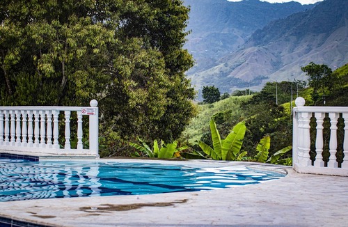 Betania Hotel | Hotel Campestre La Francesina