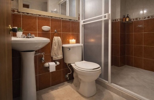 Laureles Hotel | Hotel Casa Malibú