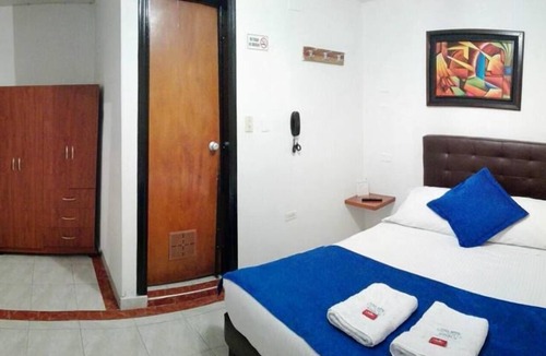 Antonio Narino House | Hotel Casa Victoria Av 30